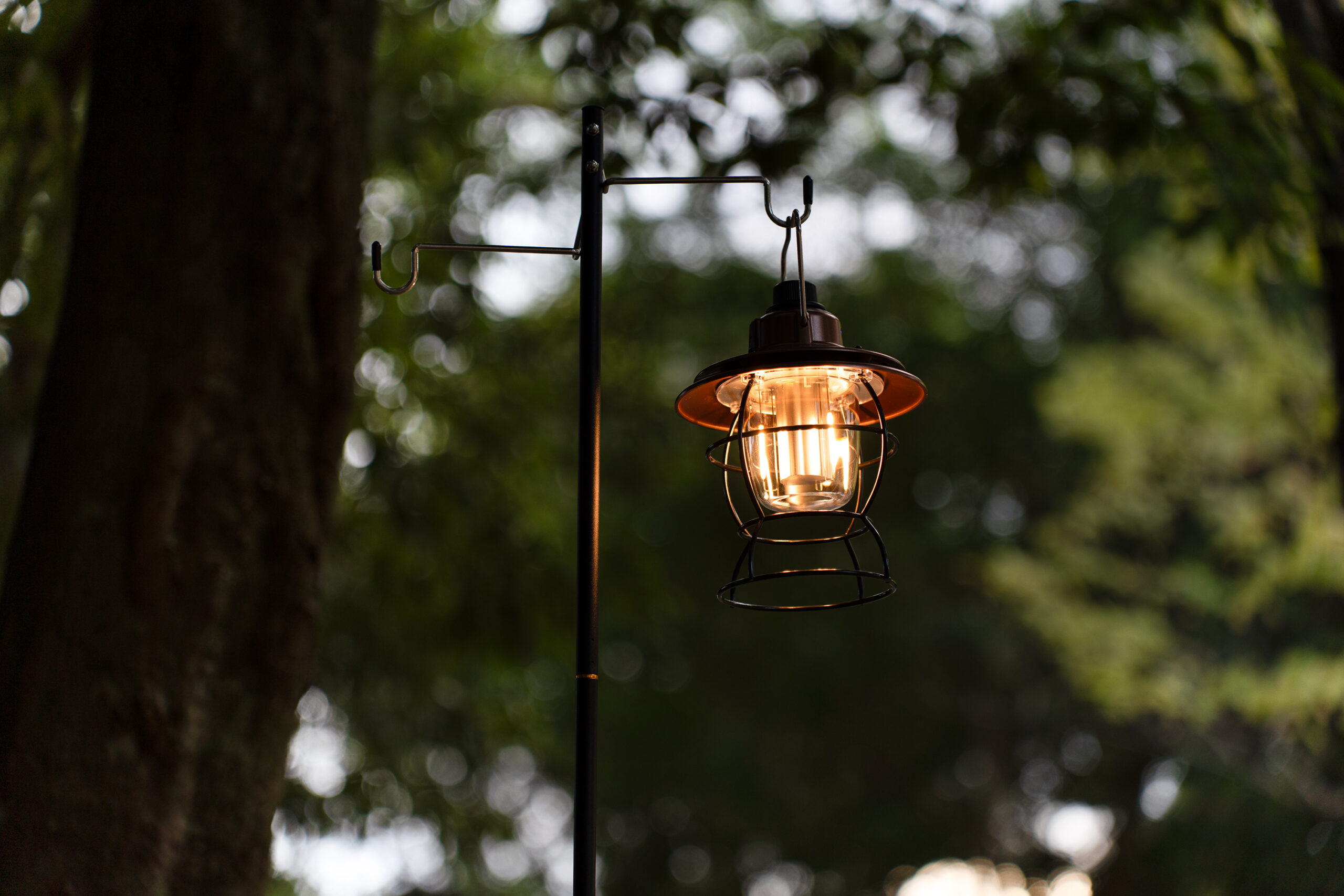 Cercano LEDランタン 徹底解説|オイルランタン風なのにLEDで安全